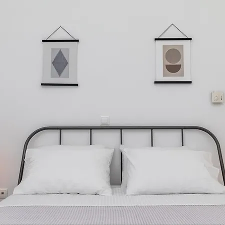 Manouk's - Two Bedroom Naxos City