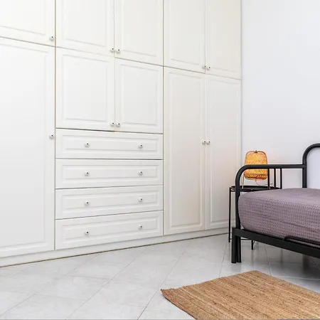 Apartment Manouk's - Two Bedroom *