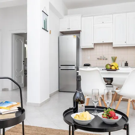 Apartment Manouk's - Two Bedroom Naxos City